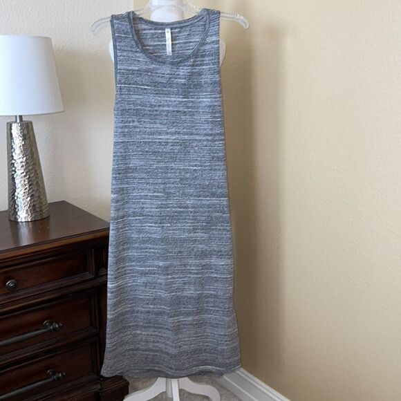 Fabletics Eileen MIDI Gray Open Back Dress Large - Picture 2 of 5